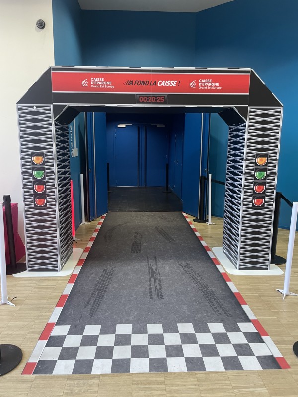 A Fond la Caisse !!
Caisse D ´Epargne Grand Est Europe 